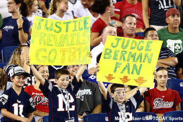 Young Brady Fans