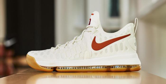 Kevin Durant Texas Sneaker